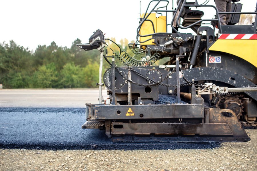 Paver-machine